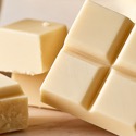 Белый шоколад: полезное лакомство или опасный продукт?